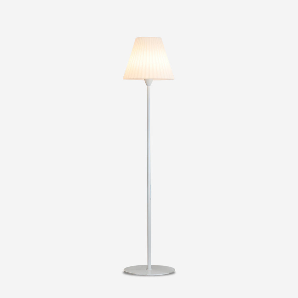 Pleaty lampadar