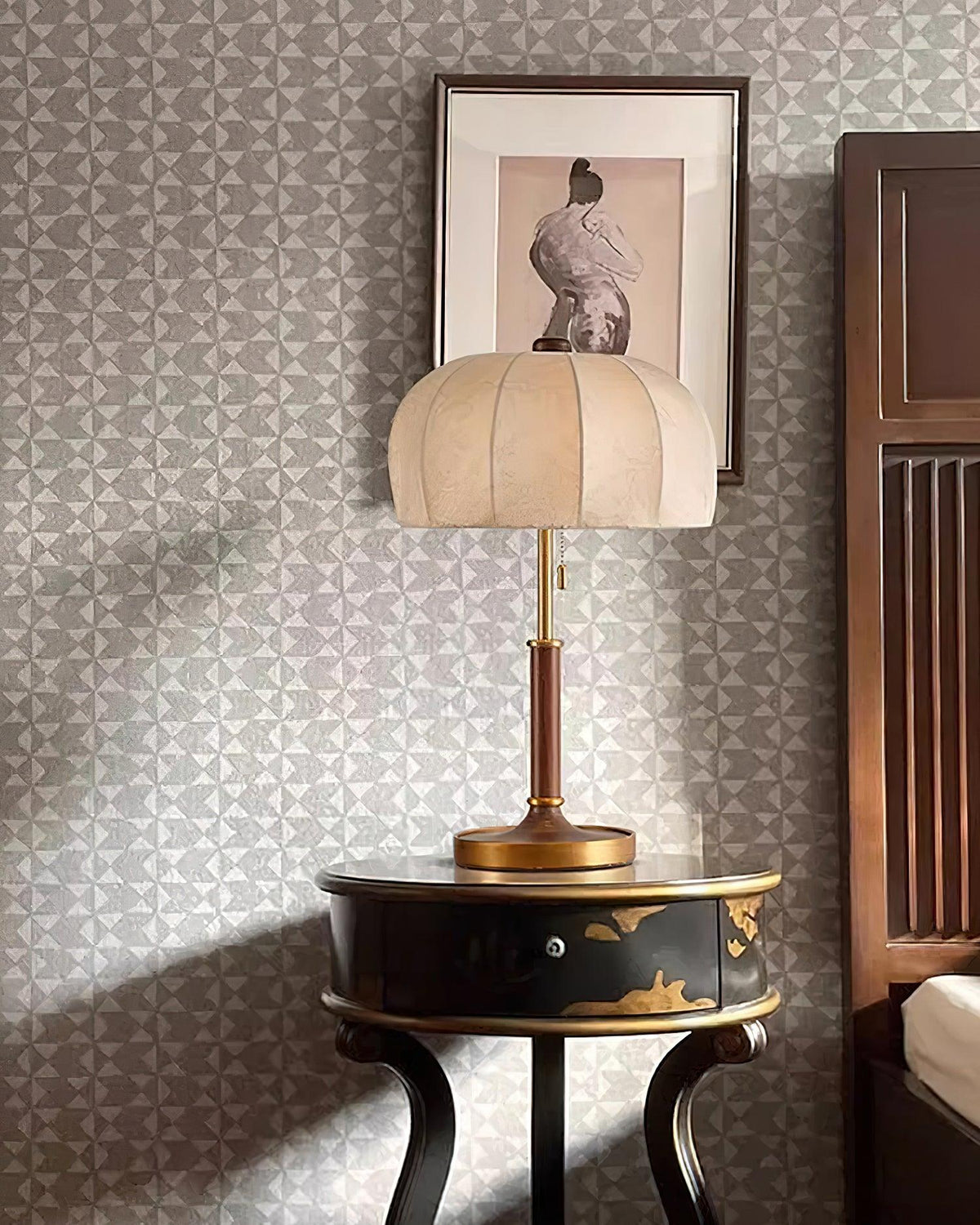 Nalemu lampă de masă retro din lemn cu abajur textil
