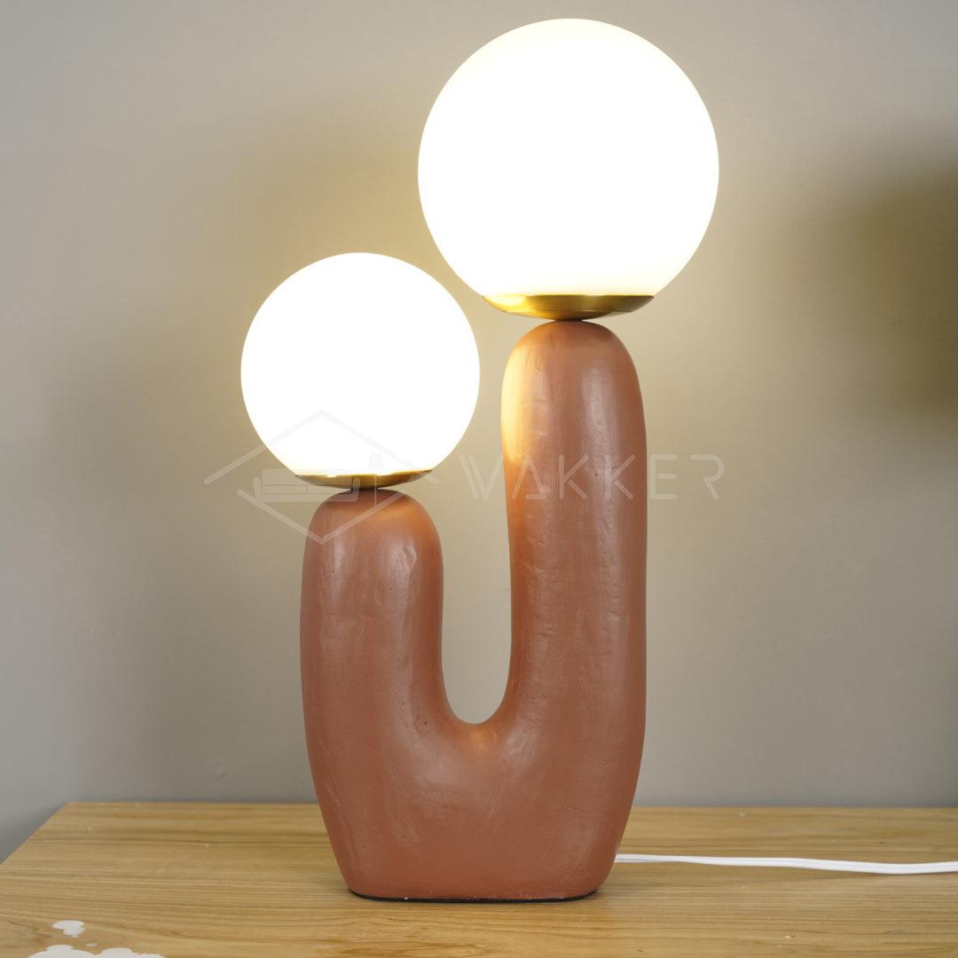 Elyrain lampă de masă din rășină, artistică