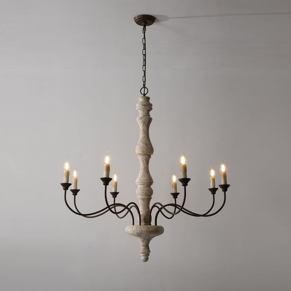 Emirel candelabru