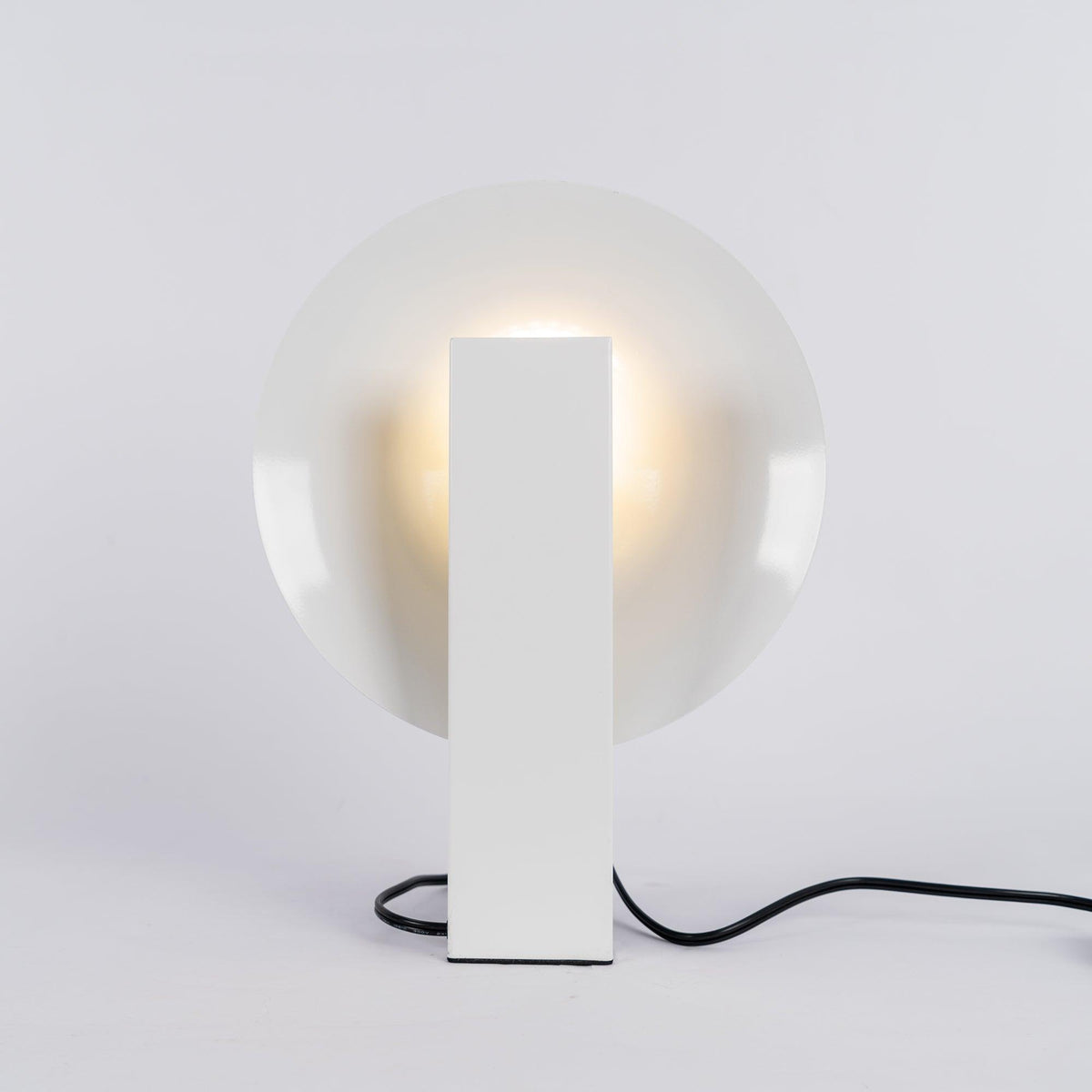 Cis lampă de masă minimalistă