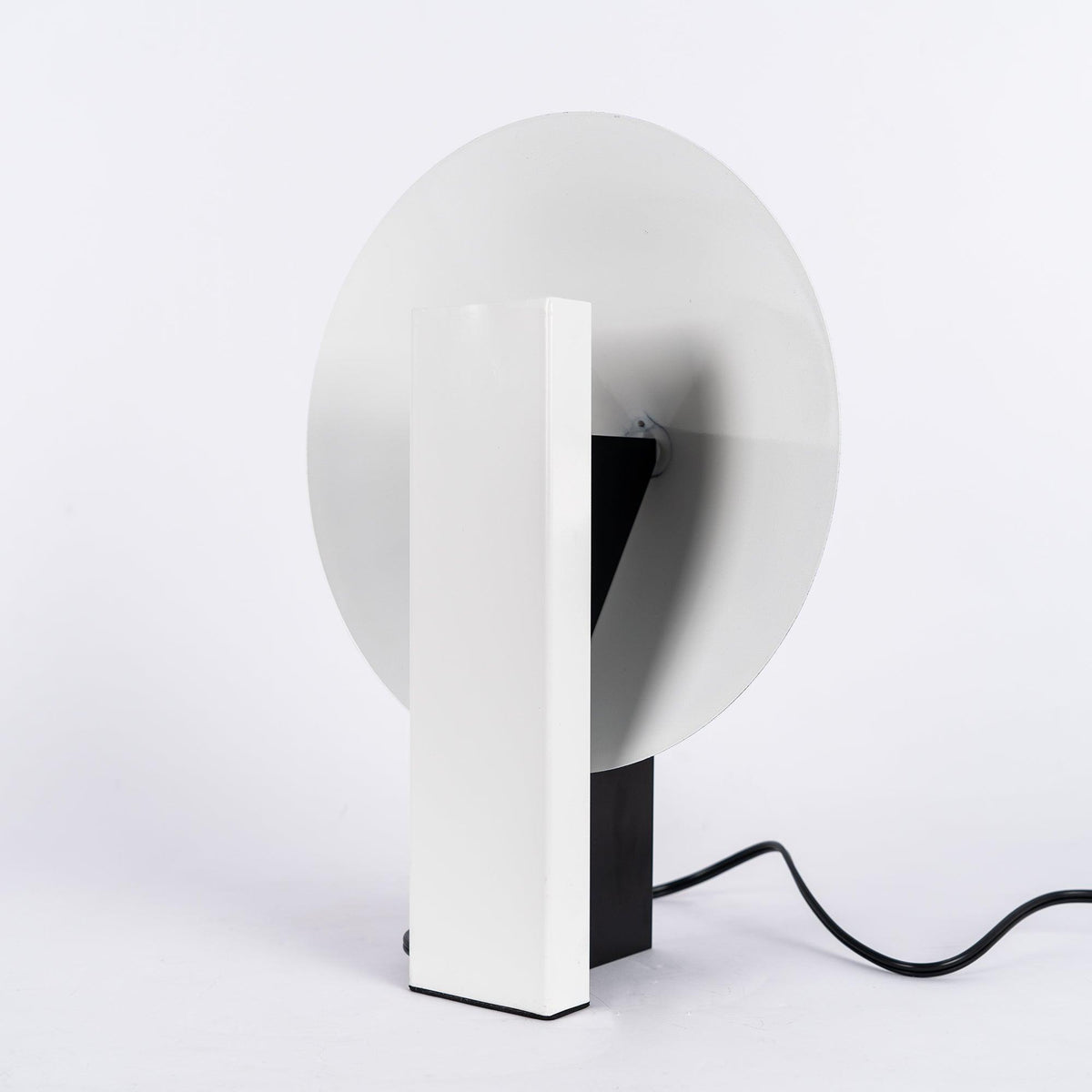 Cis lampă de masă minimalistă