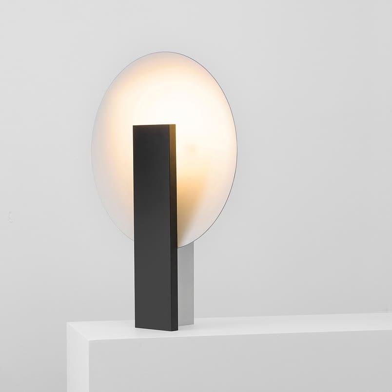 Cis lampă de masă minimalistă