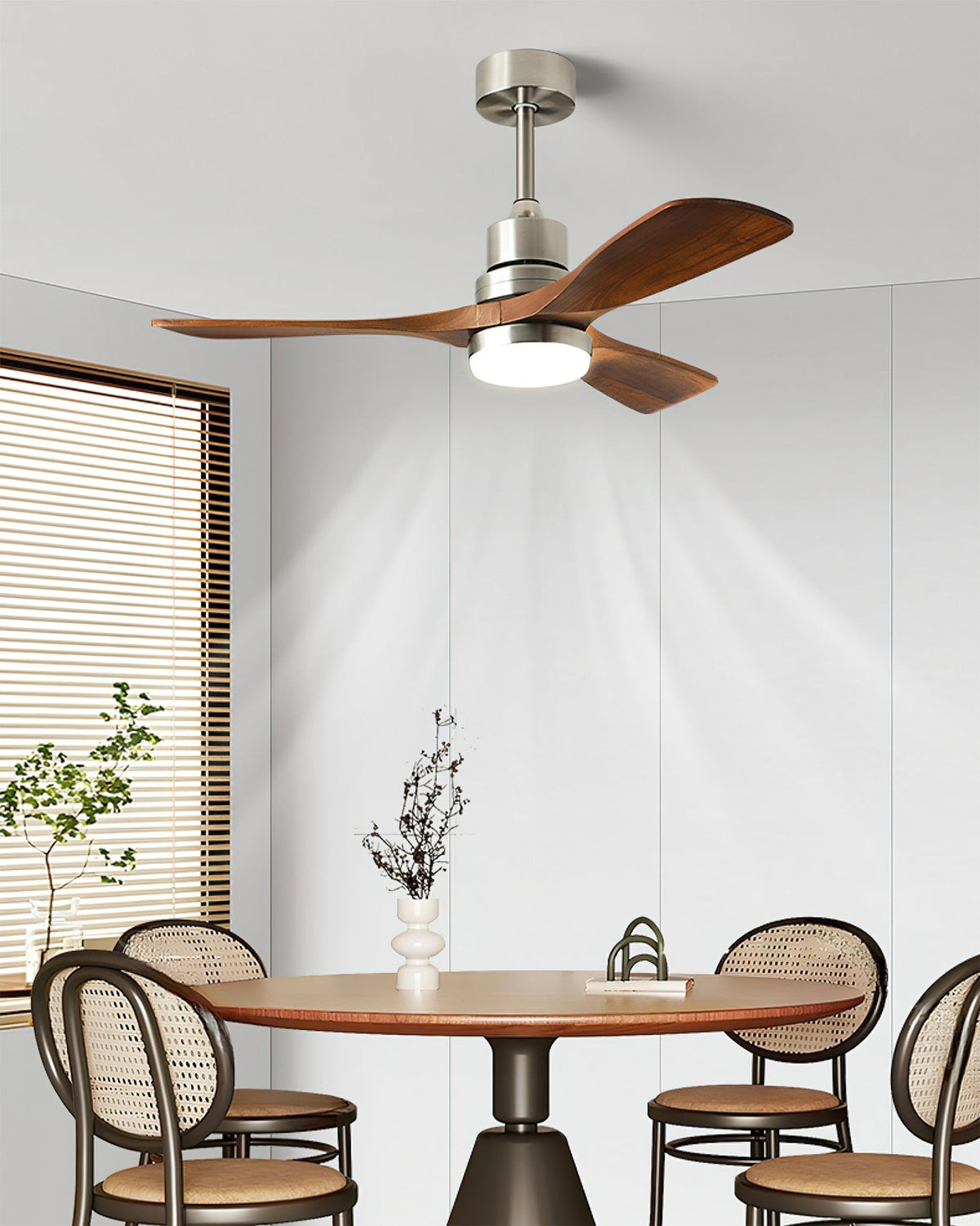 Cirivina ventilator de tavan cu lumină