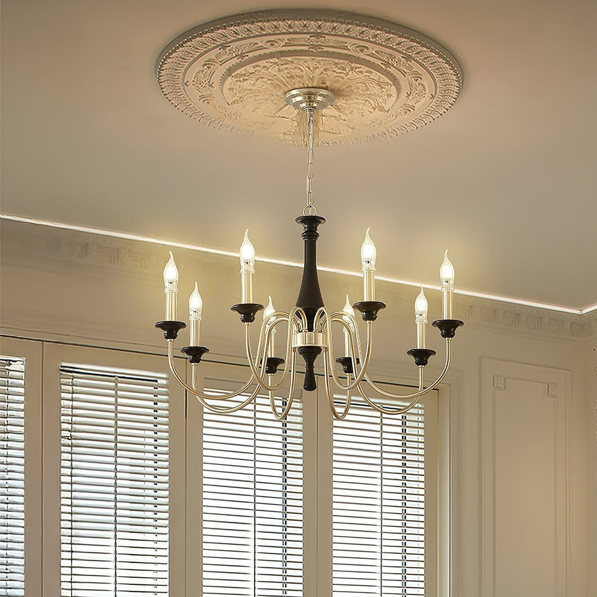 Revilo candelabru