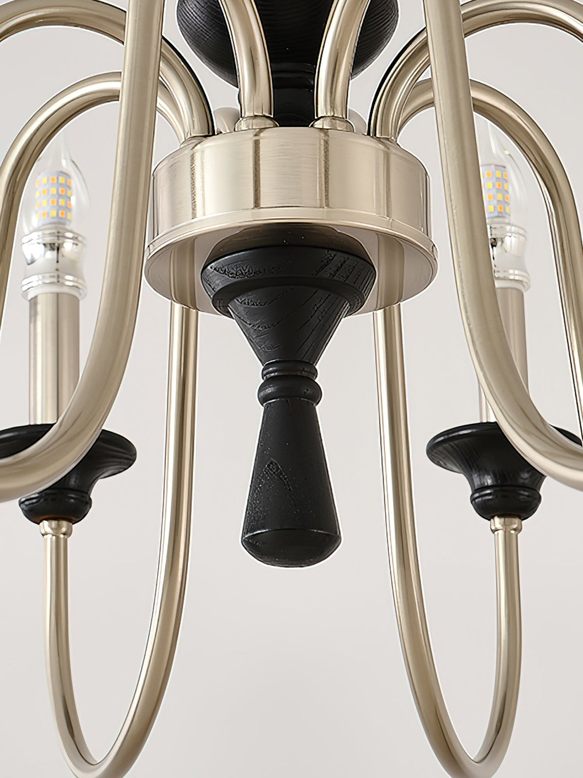 Revilo candelabru