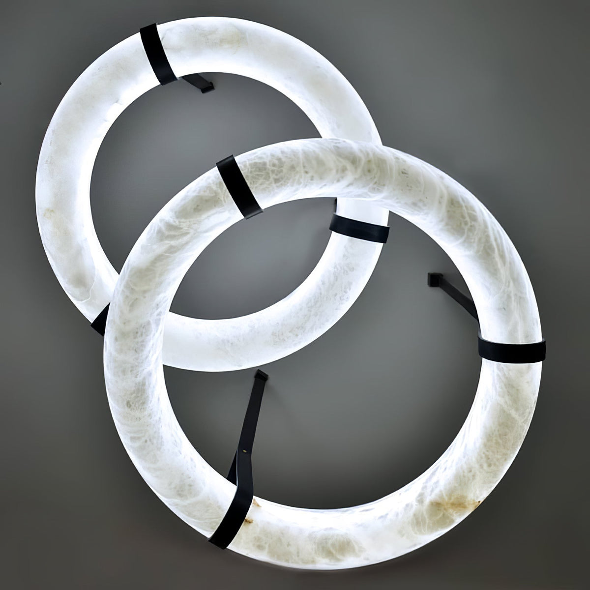 Tarys Candelabre alabastru Varianta cu Curea de Piele B