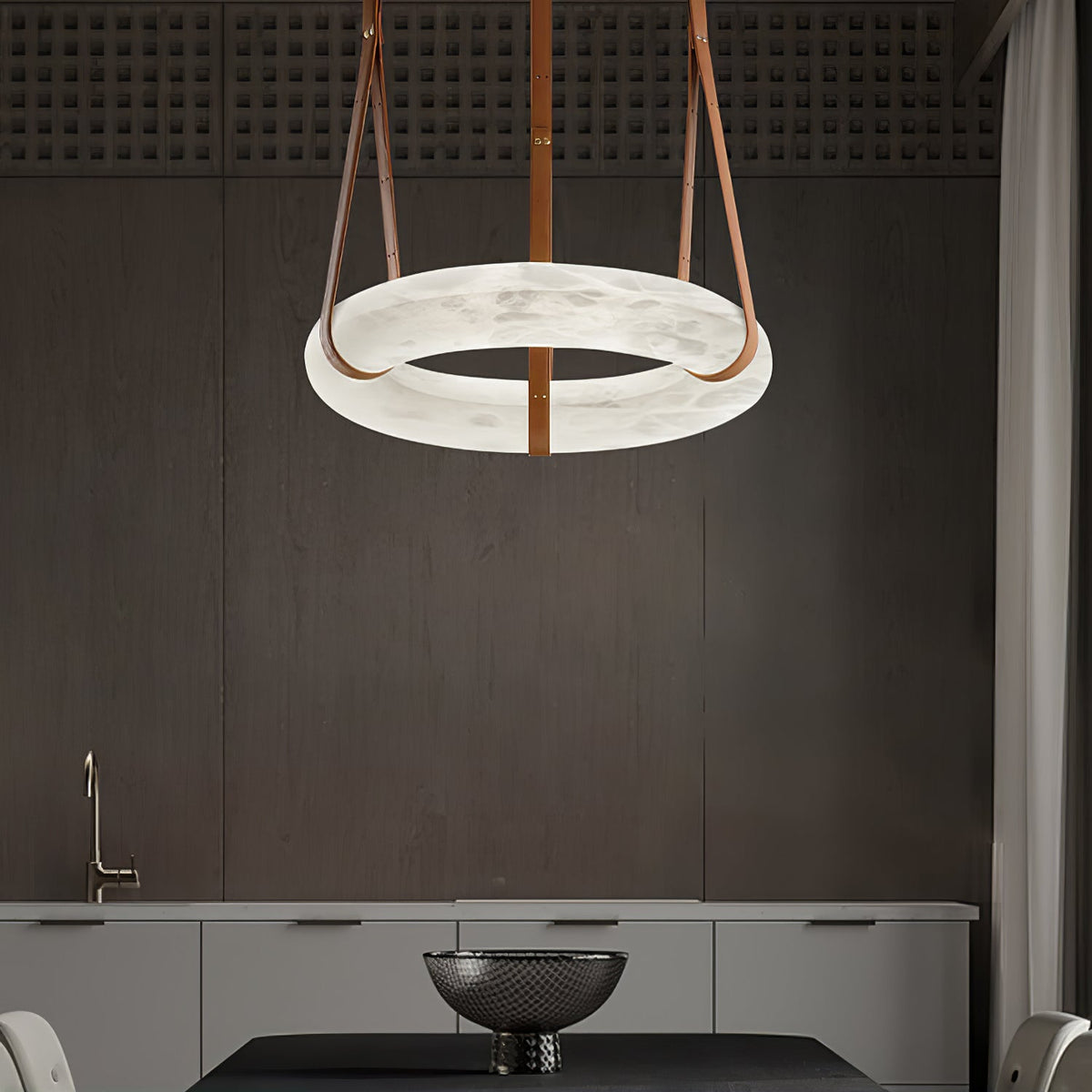Tarys Candelabre alabastru Varianta cu Curea de Piele B