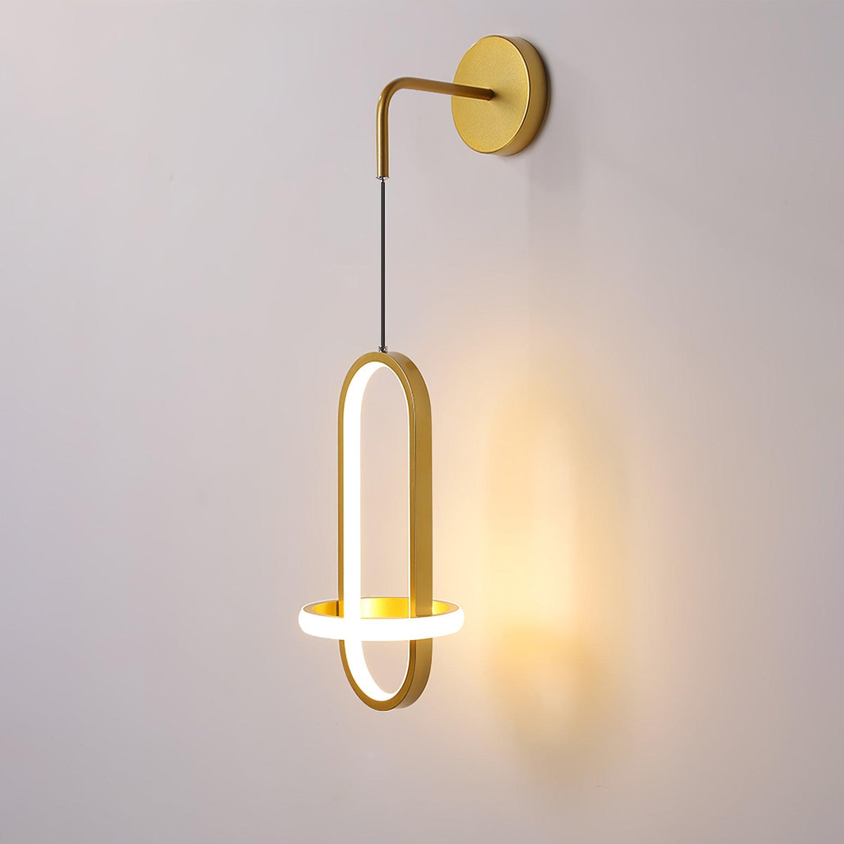 Vivianne aplică de perete din alamă, modernă, minimalistă, ovală