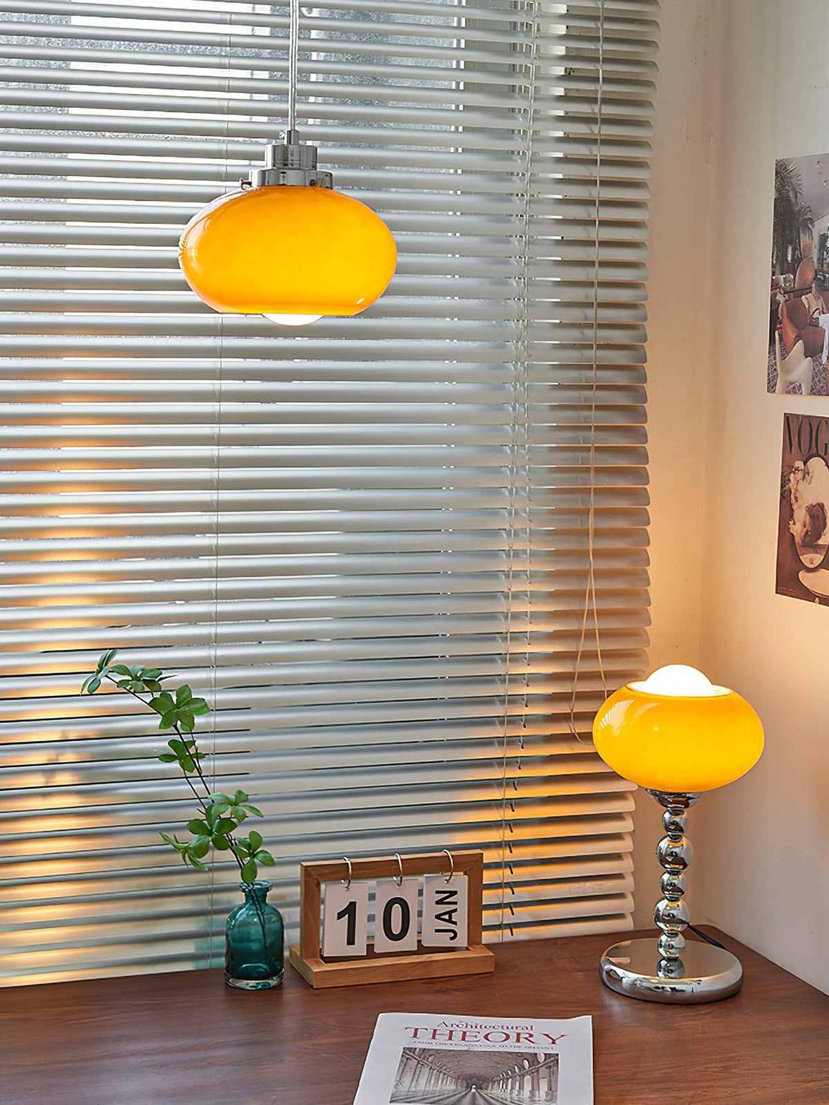Lioruira lampă de masă modernă