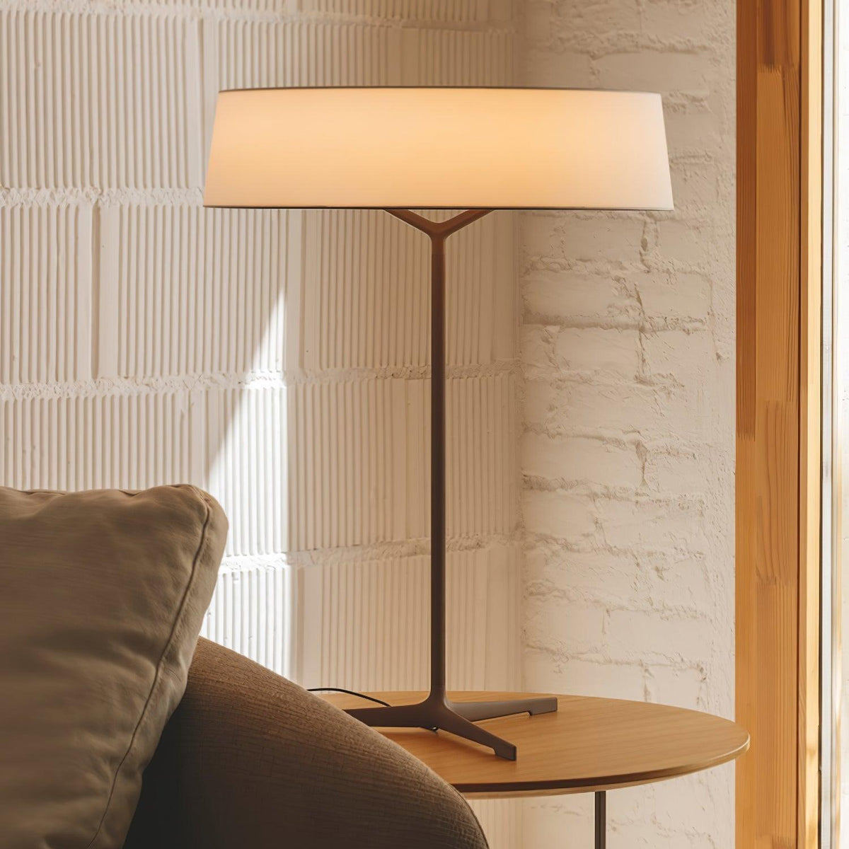 Linivira lampă de masă din pânză în stil scandinav