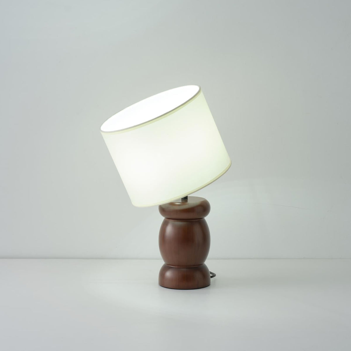 Beadon lampă de masă din lemn