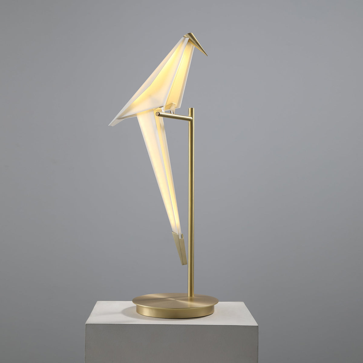 Origami lampă de masă