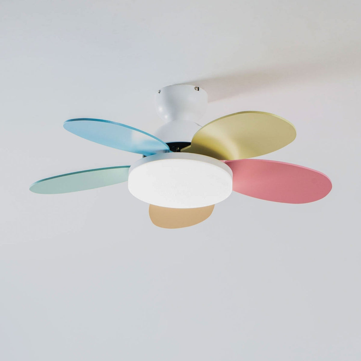 Eireise ventilator de tavan cu lumină din sticlă, multicolor, pentru camera copiilor