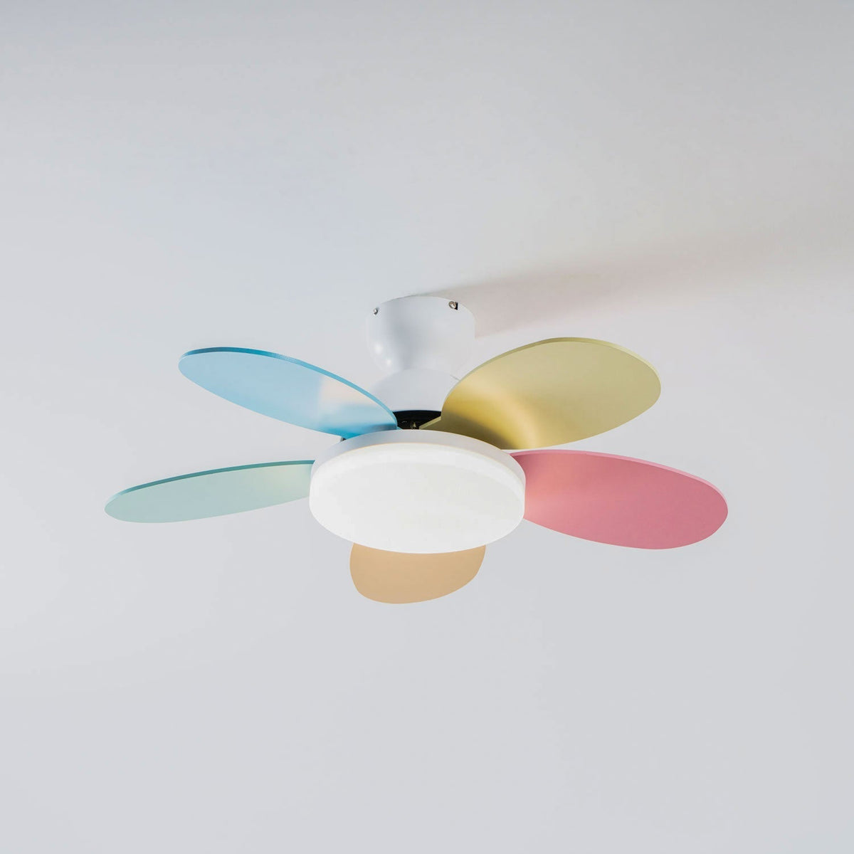 Eireise ventilator de tavan cu lumină din sticlă, multicolor, pentru camera copiilor