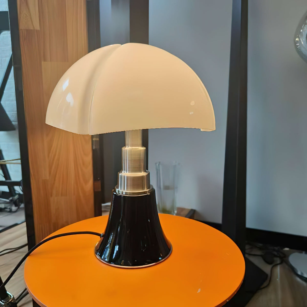Flaria lampă de masă