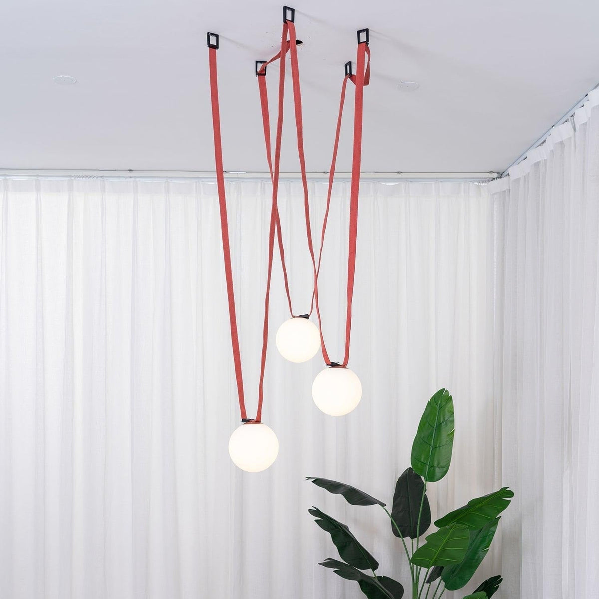 Zephira Multiple Belt lampă suspendată