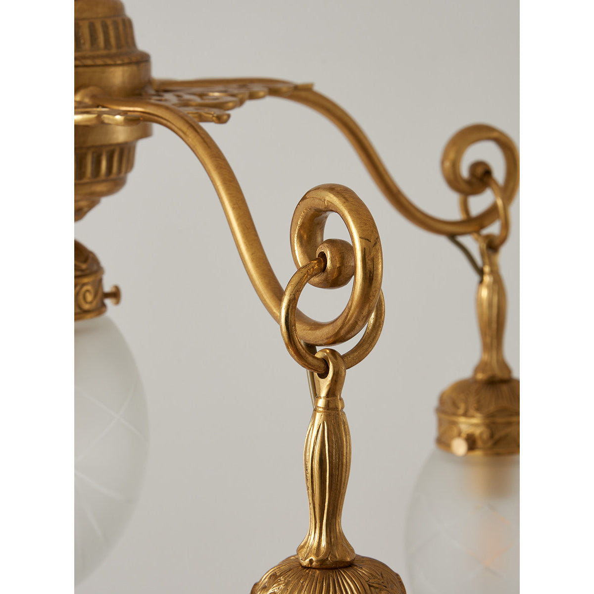 Quezal candelabru