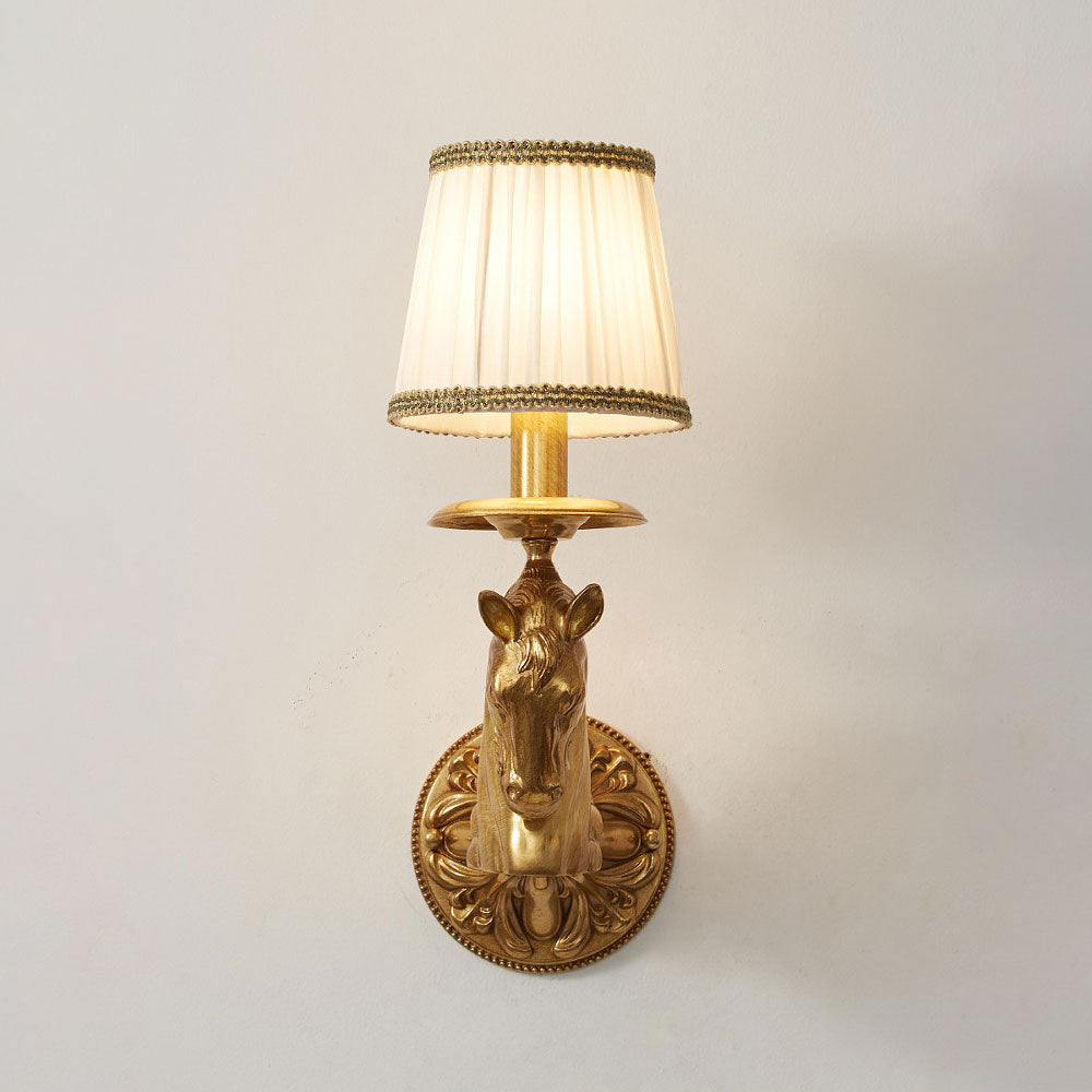 Avenisina aplică de perete