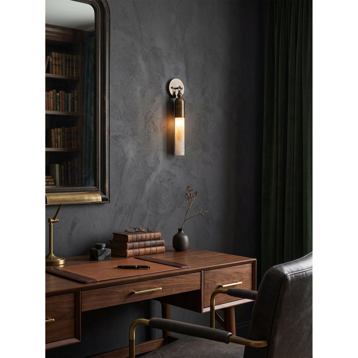 Aula aplică de perete