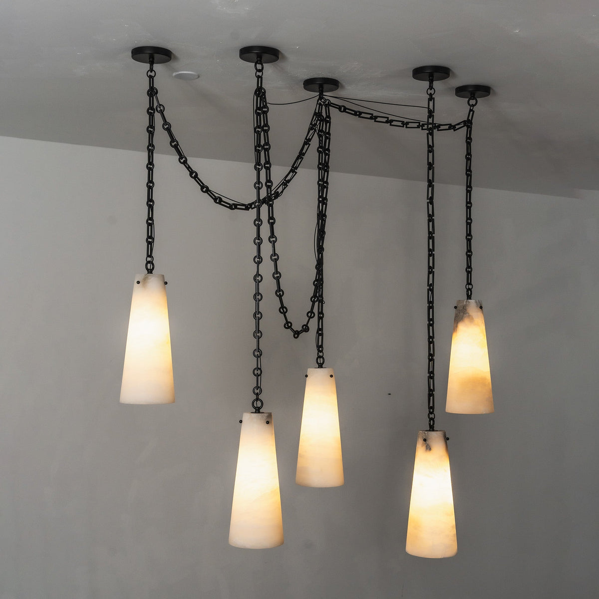 Avenaiel candelabru