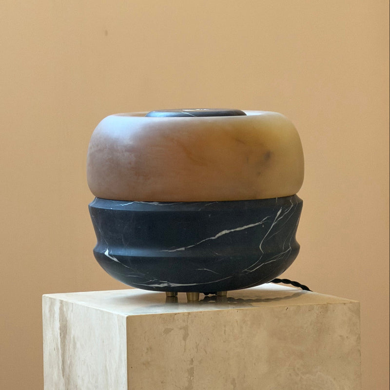 Soriviella lampă de masă