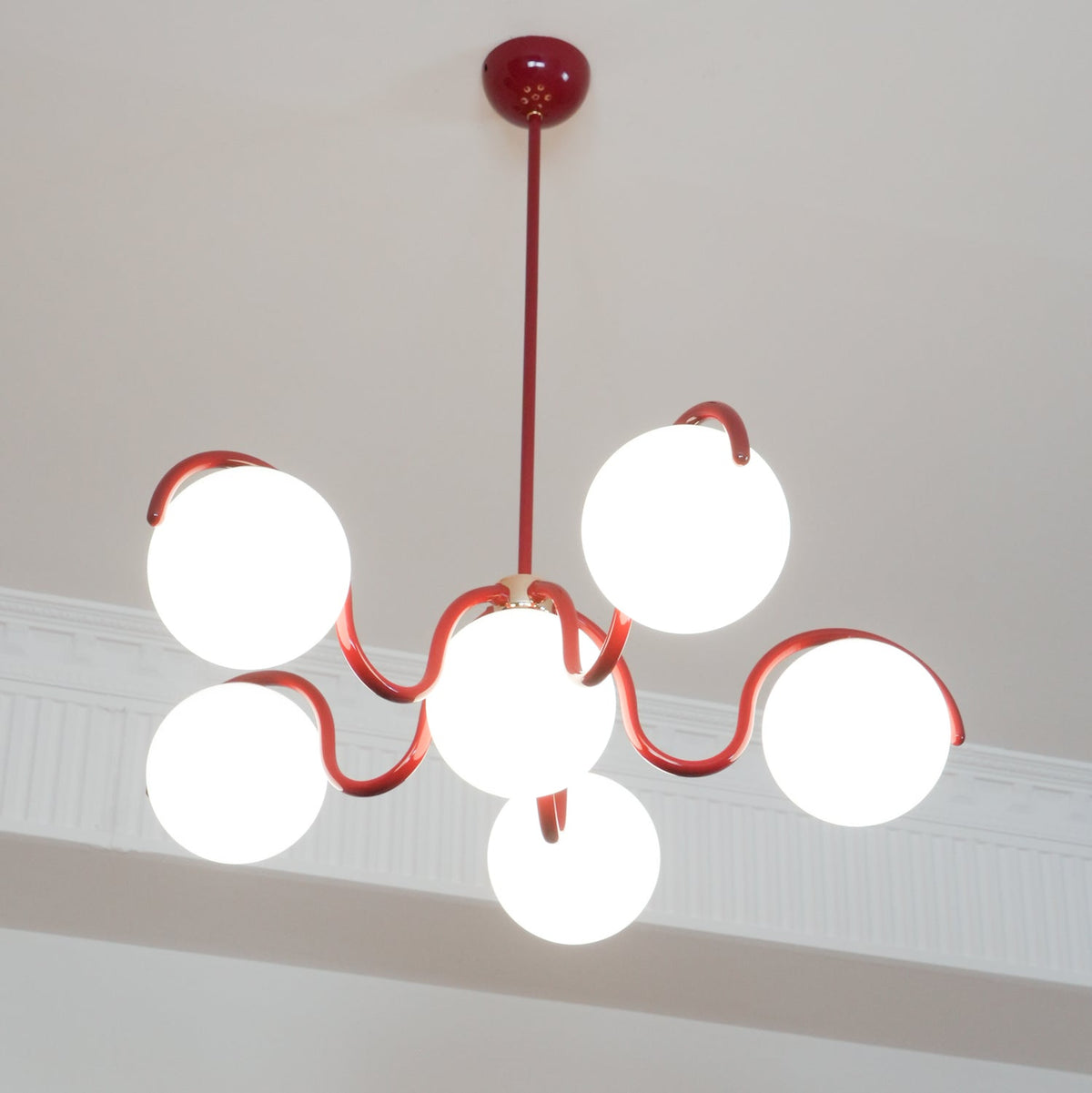 Wryn Curve candelabru liniar