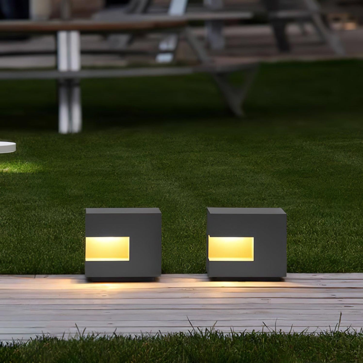 Aki corp de iluminat pentru exterior din acril, modern