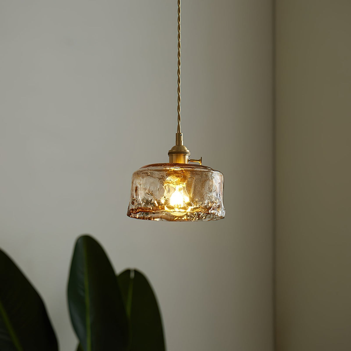 Velon lampă suspendată ambră din sticlă, vintage