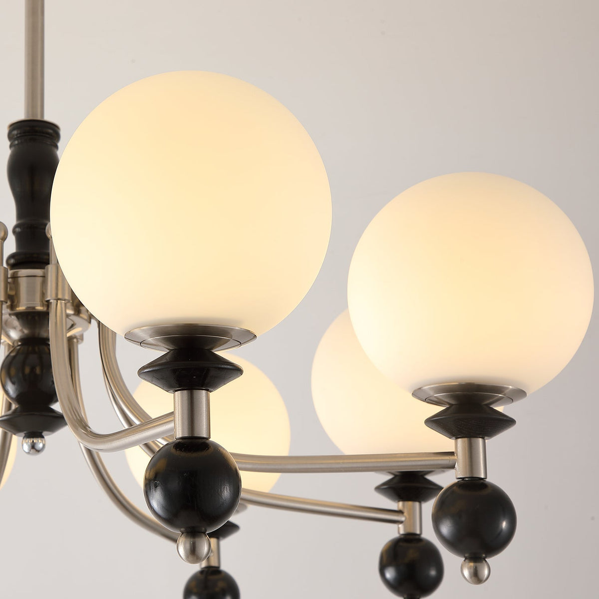 Threak candelabru