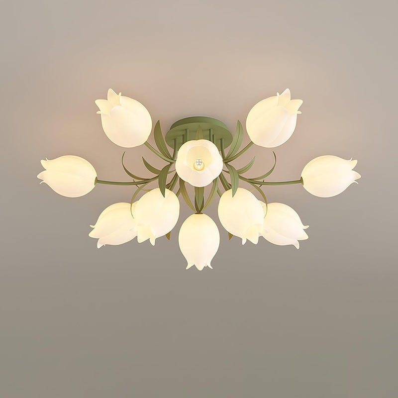 Plafonieră Ivory cu bază verde în formă de floare, în culoare albă