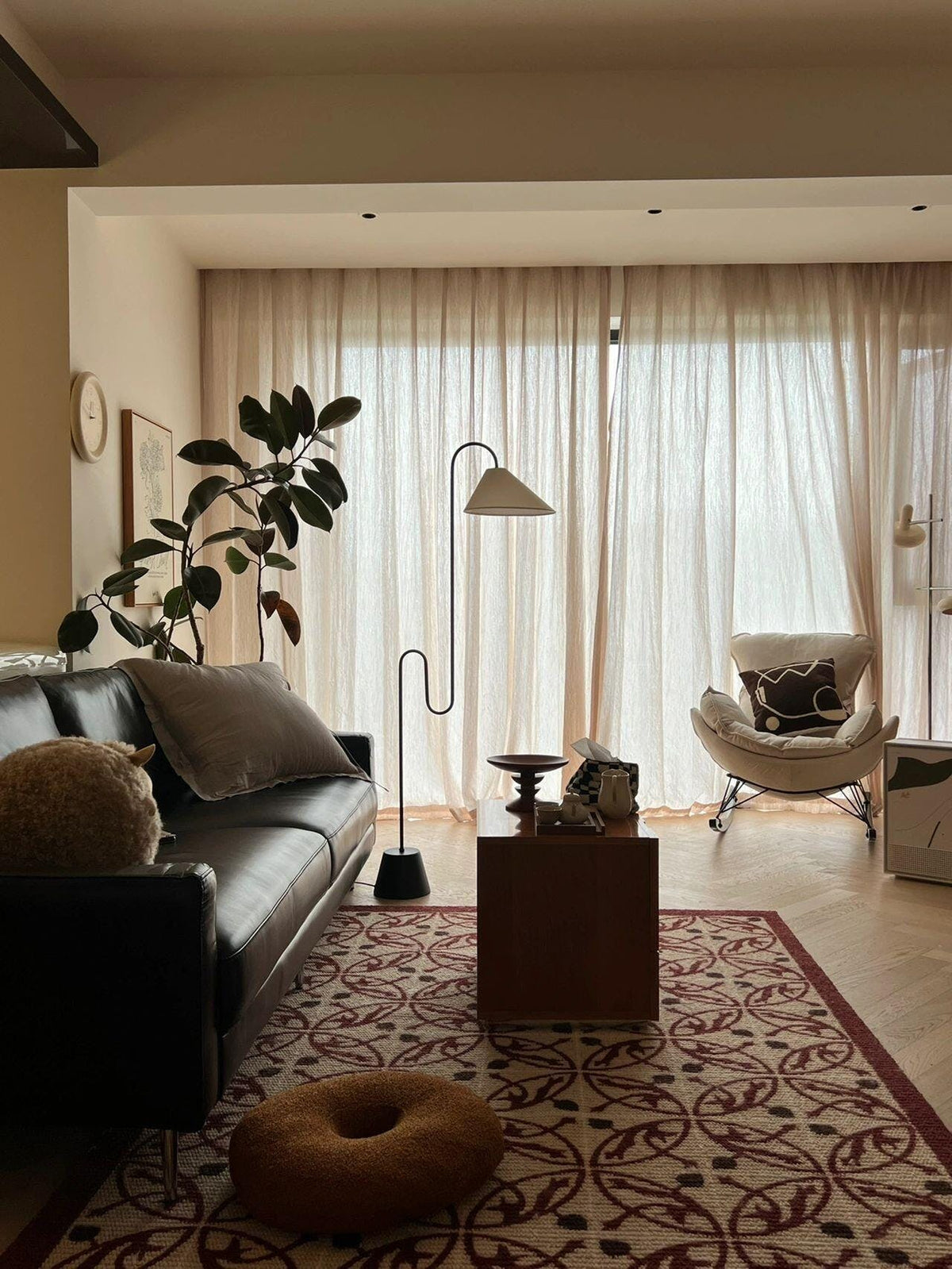Rosilia lampadar