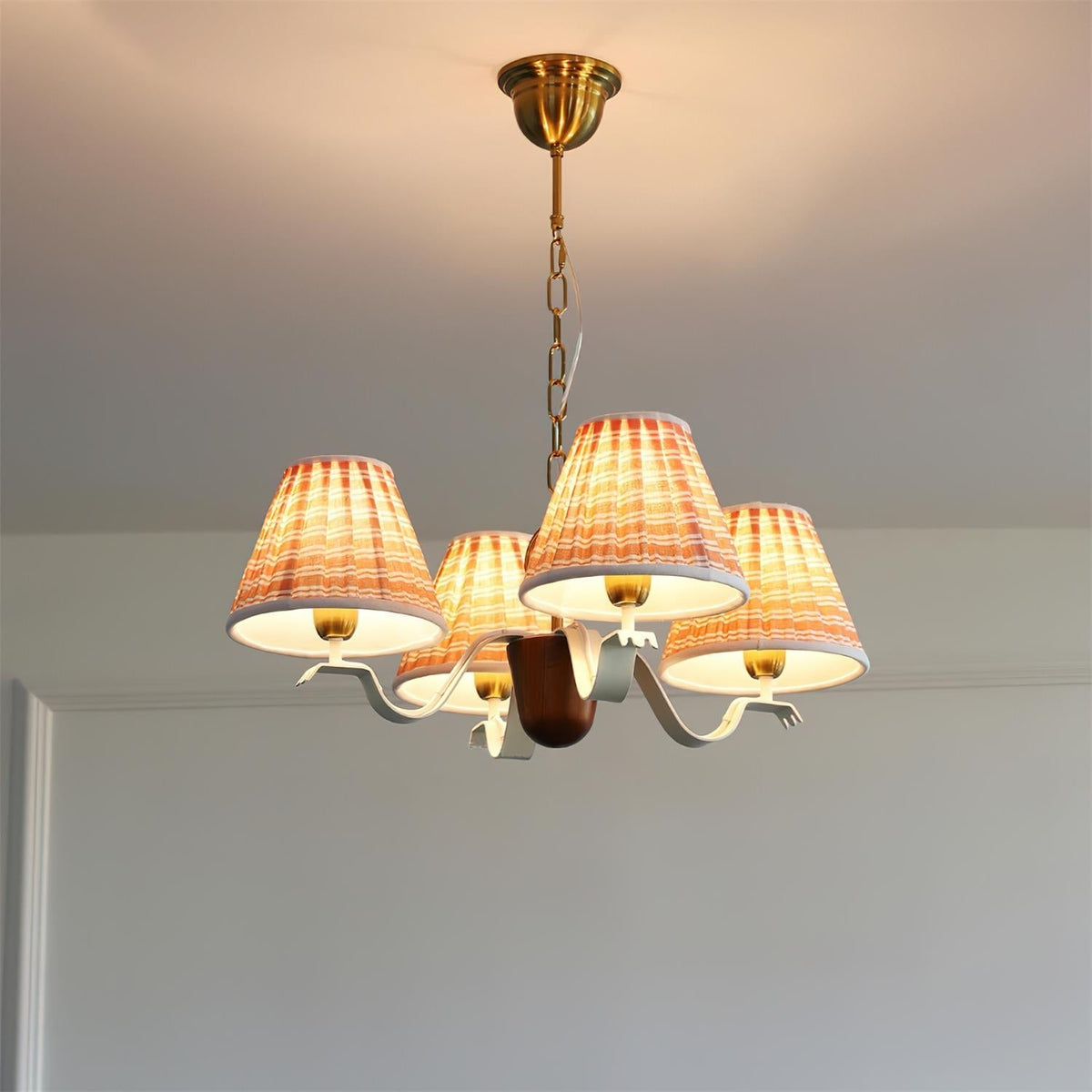 Lioranine candelabru