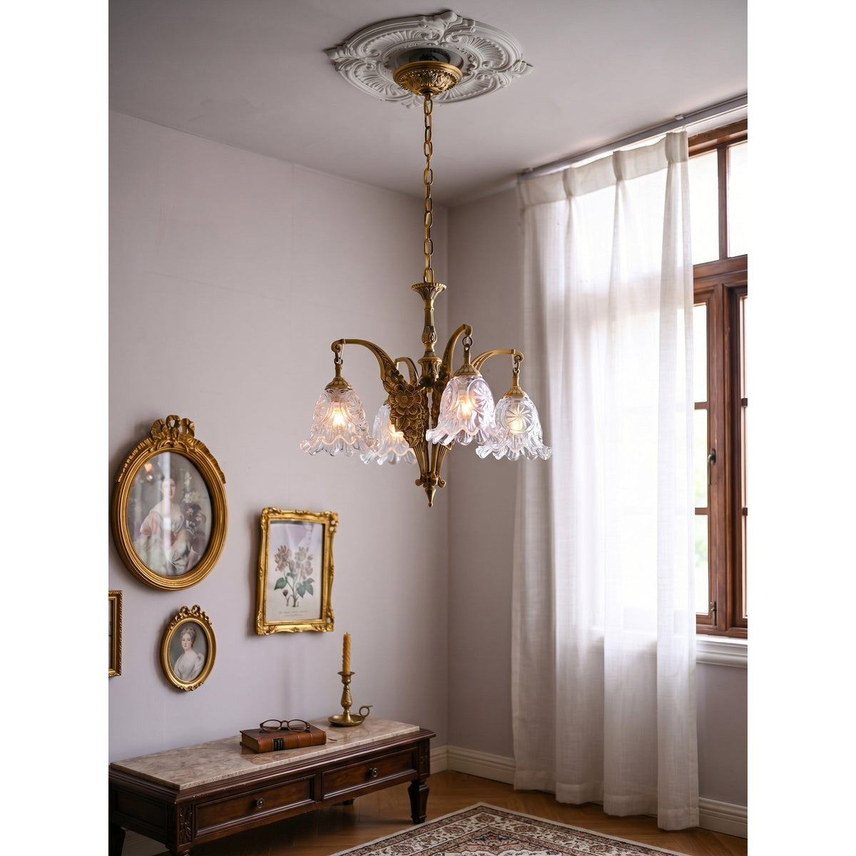 Celanthe candelabru în formă de clopot