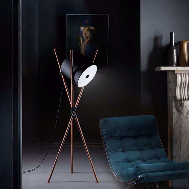 Syloena lampadar contemporan din lemn
