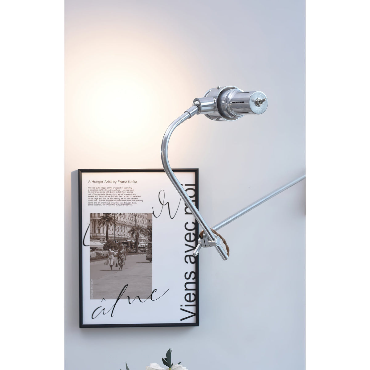 Viraiira aplică de perete