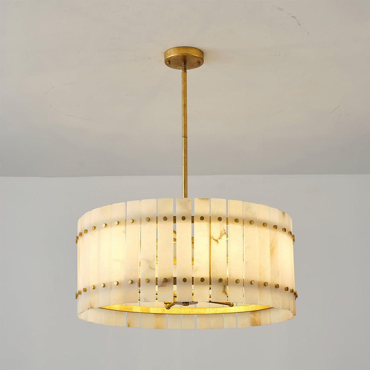 Alboora candelabru din alabastru