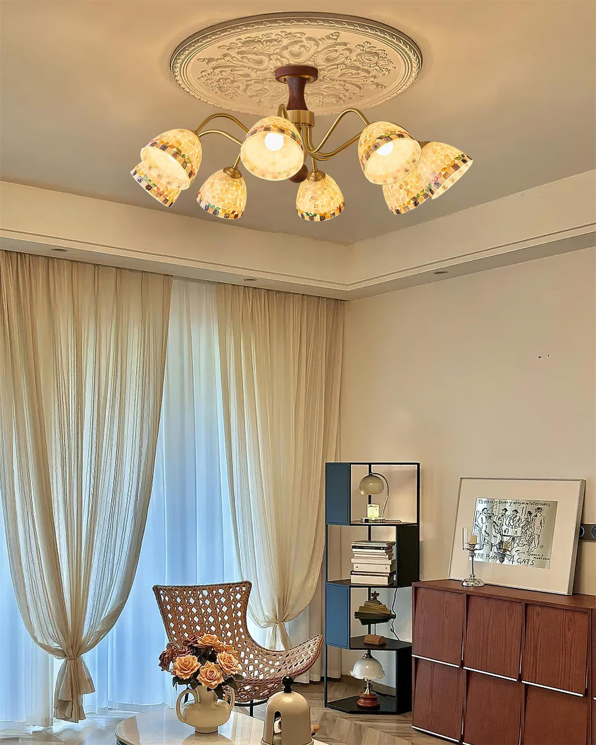 Orelerira candelabru, cu glob