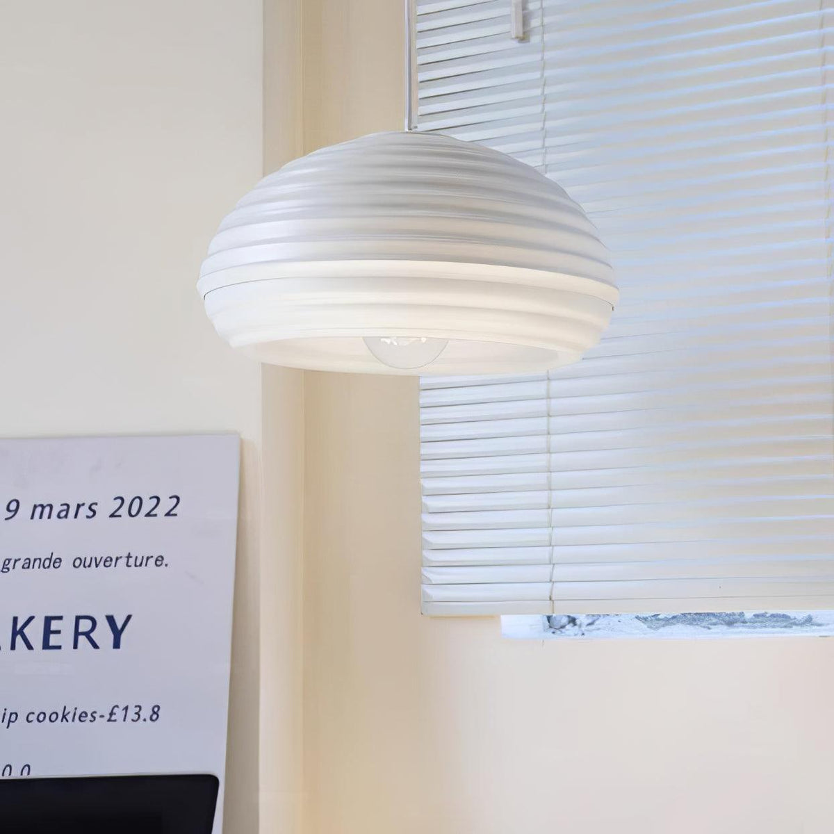 Adrien lampă suspendată minimalistă