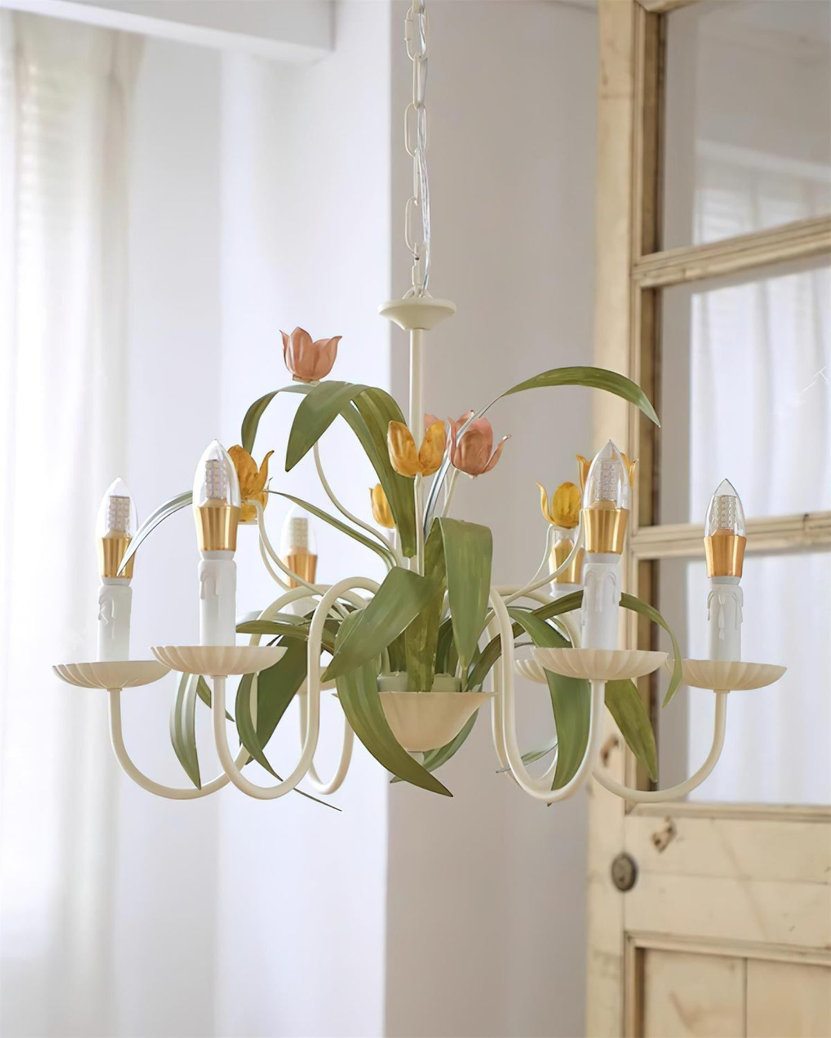 Aveniena candelabru