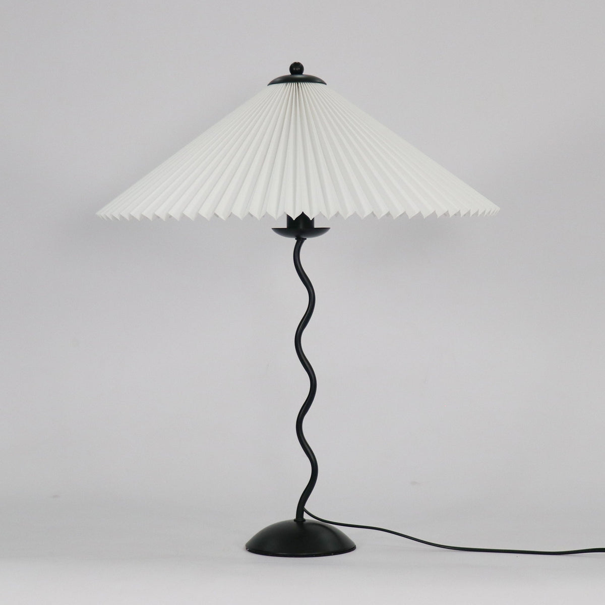 Vioro lampă de masă cu abajur textil
