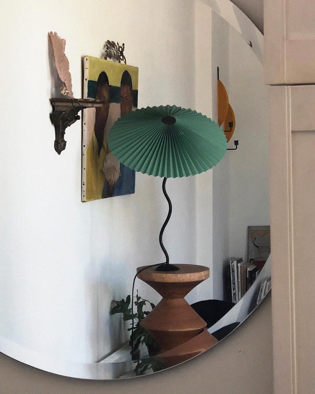 Vioro lampă de masă cu abajur textil