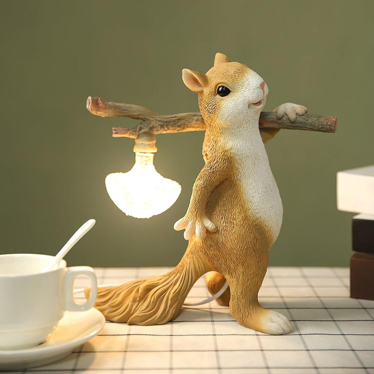 Squirrel lampă de masă