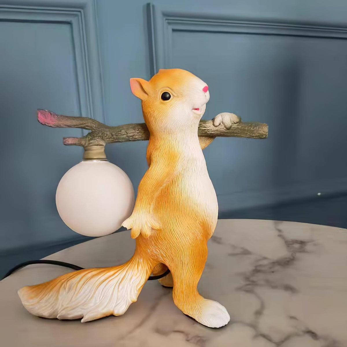 Squirrel lampă de masă
