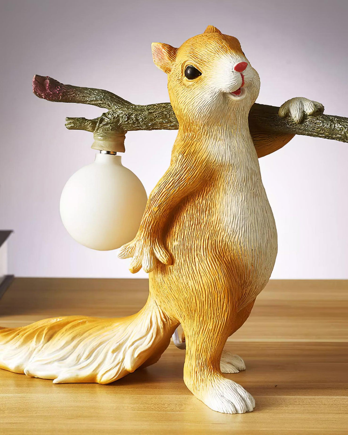 Squirrel lampă de masă