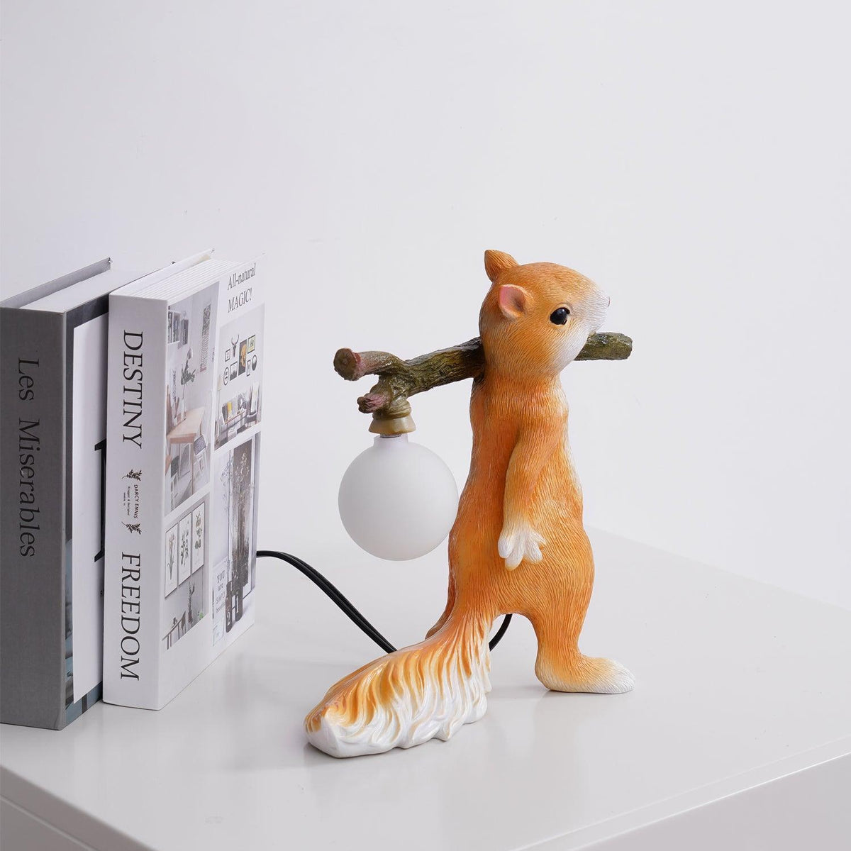 Squirrel lampă de masă