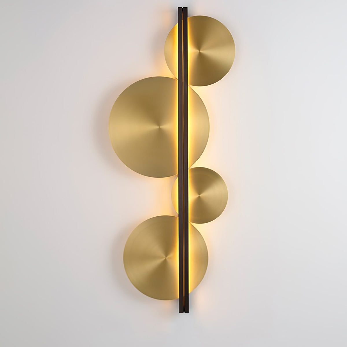 Oriivise aplică de perete aurie, circulară, sculpturală
