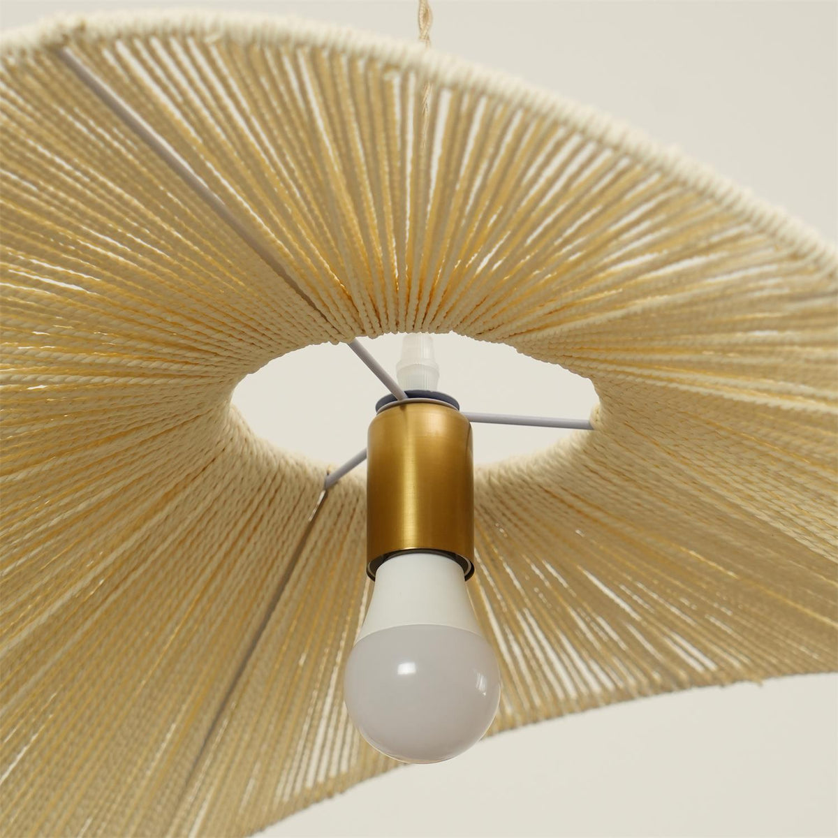 Canoeria lampă suspendată țesută manual din ratan natural