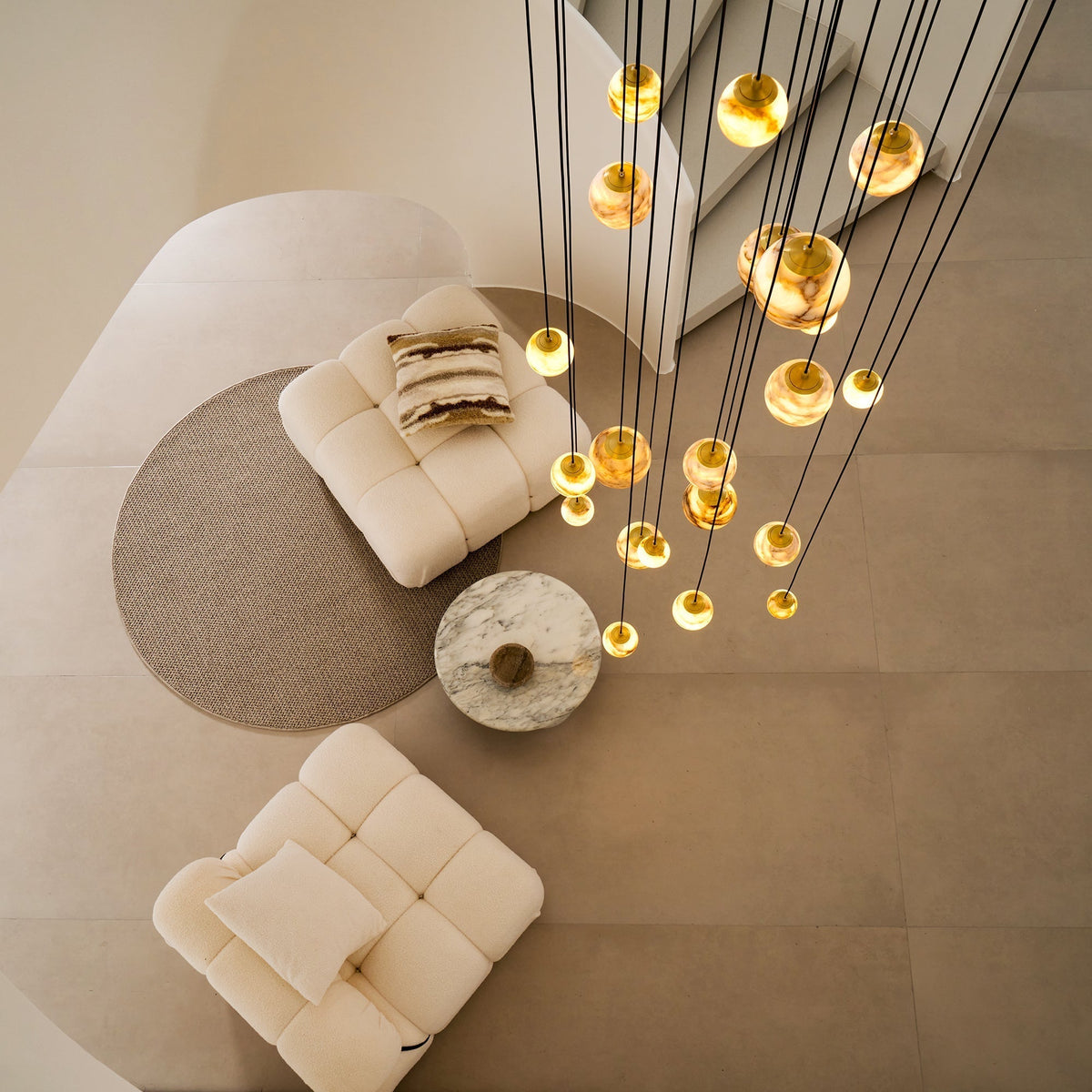 Sultana candelabru din alabastru cu formă de cluster orb cascade