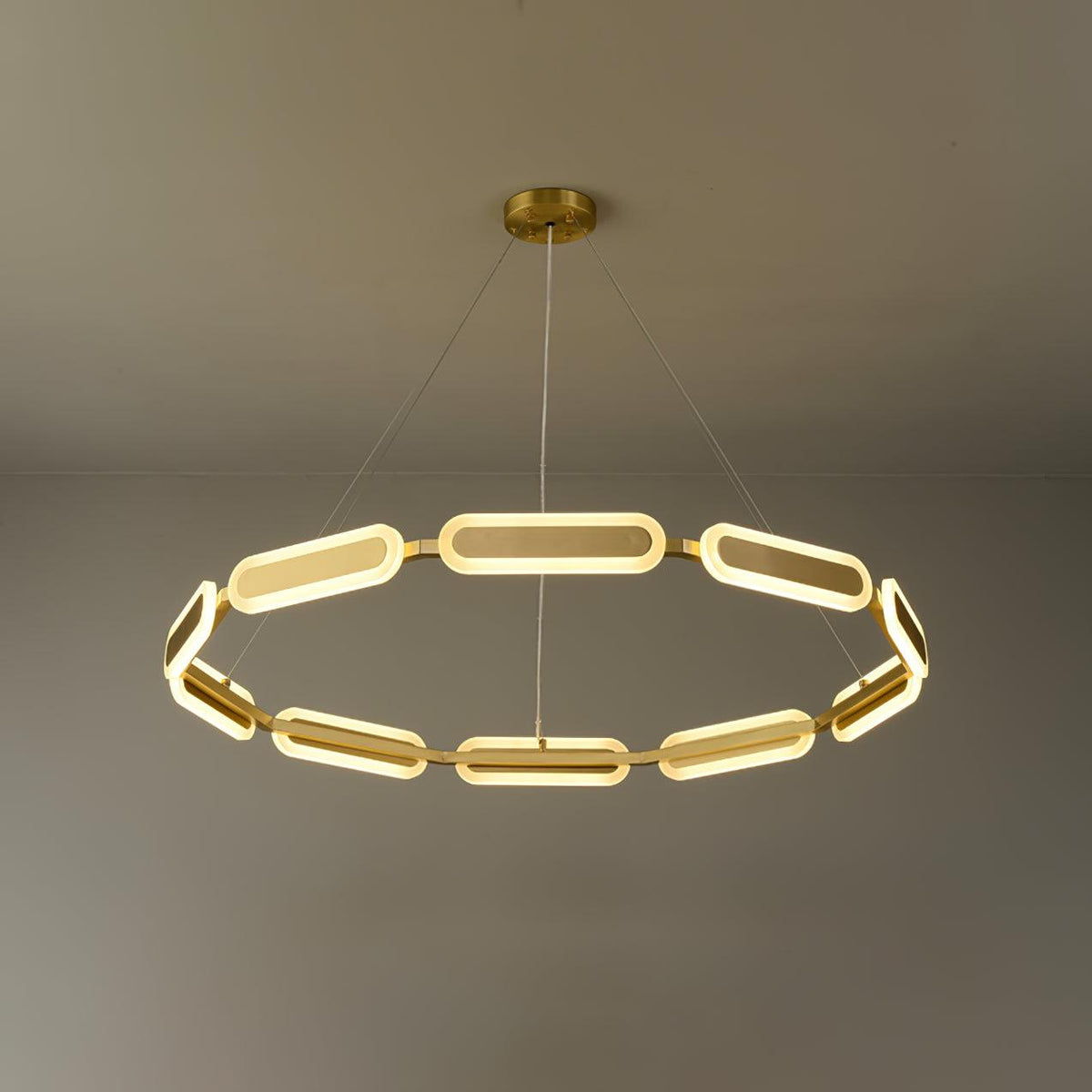 Din candelabru din alamă, geometric, în formă de inel